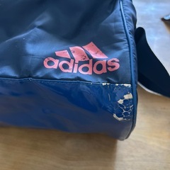 adidas保冷バックの画像