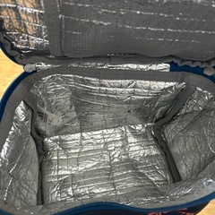 adidas保冷バックの画像