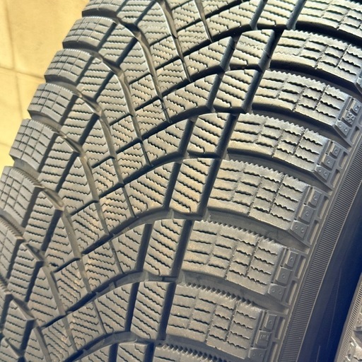 【美品】　265/65R17 116H ピレリ　アイスゼロ　4本　交換工賃込み