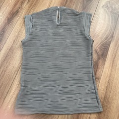 SHEIN トップス グレー 未使用 の画像