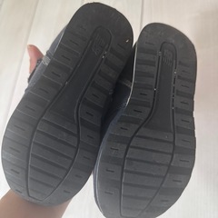 子ども　キッズ　靴　スニーカー　16.5センチ　　の画像