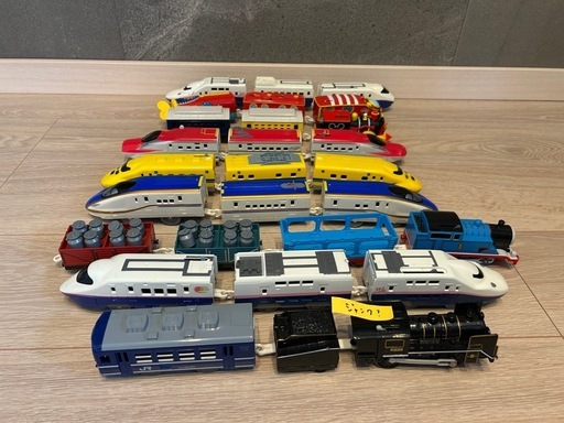 プラレール①車両、線路他セット