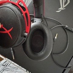 【18日まで】HyperX Cloud Alpha ゲーミングヘッドセット レッド HX-HSCA-RD/AS インライン音量コントロールBox付属の画像