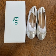 Fin パンプスの画像
