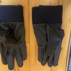 adidas  　バッティング用　手袋の画像