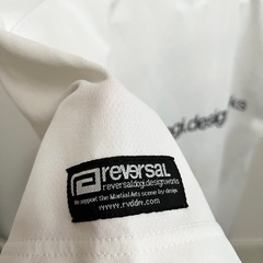 リバーサル　Tシャツの画像