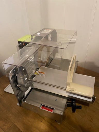 ハクラ精機　パンスライサーAT700