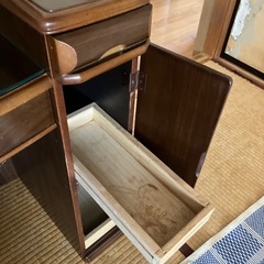 鏡台の画像