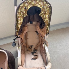 Combi チャイルドシート & ベビーカーセット CW-PBWの画像