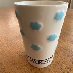 中古品　東京スカイツリーキティーちゃん非売品と湯呑みの画像
