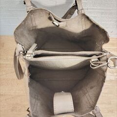 ZARA / ショルダーバッグの画像