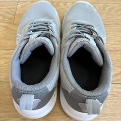 ASICSスニーカー 22cm の画像