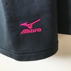 ミズノ　黒 スポーツ ハイネック長袖Tシャツの画像