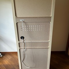 食器棚の画像