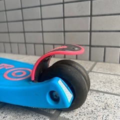 キックボード　m-cro　の画像