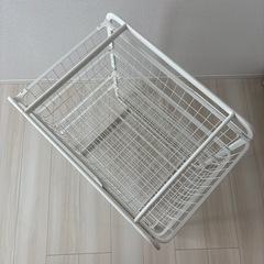 無料　IKEAスチールラックの画像
