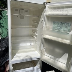 レトロ　冷蔵庫(不動品)の画像