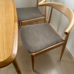 無印良品　ダイニングテーブル・ニトリのイス&ベンチの画像