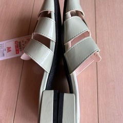 【新品】甲クロス  サンダルの画像