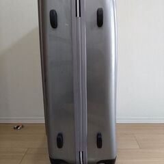 無料　大サイズ　スーツケース差し上げますの画像