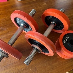 トレーニング器具 ダンベルの画像