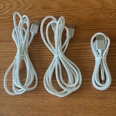 【新品・未使用品】☆iPhoneケーブル☆1本☆白色☆２本おまけ☆の画像