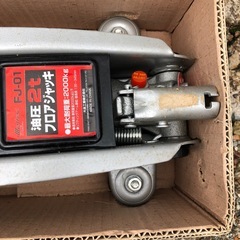 フロアージャッキ　2トン FJ-01の画像