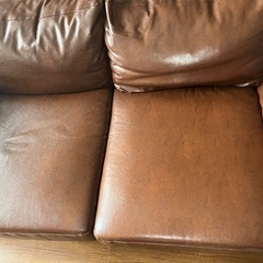 2名掛けレザー風モダンソファの画像