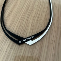 バンデル ネックレス cross necklace ブラック×ホワイト（BlackxWhiteクロスシリーズ） BANDEL メンズ レディース ペア スポーツ シリコンゴム　新品　開封済みの画像