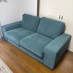 IKEAのソファーの画像