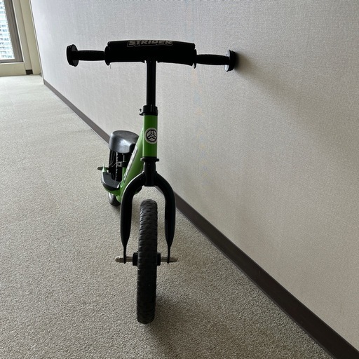 ストライダー 緑