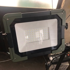 すっごい明るい電気！撮影用？？
の画像