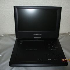 ポータブルDVDプレイヤー　by　 GREEN HOUSEの画像