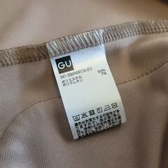 紳士服 メンズ GU ジャケット Mサイズ 滑らか シワになりにくいの画像
