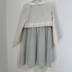 130cm 子ども　フォーマルドレスの画像