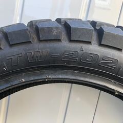 オフロードバイク前後タイヤ(中古)の画像