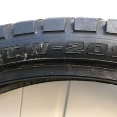 オフロードバイク前後タイヤ(中古)の画像