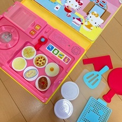 ハローキティ すてきなキッチンおりょうりごっこの画像