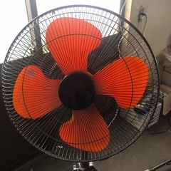 大きい扇風機の画像