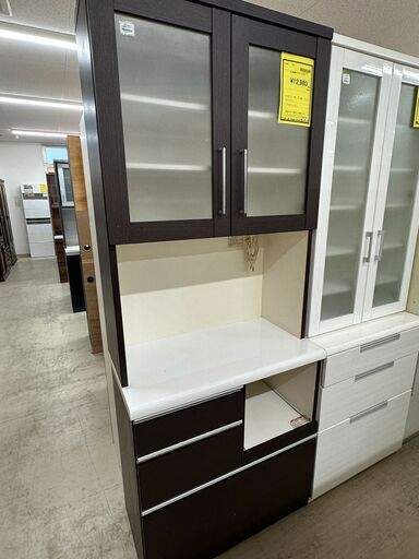 【ジャングルジャングル滋賀草津店】ジモティ来店特価!!　食器棚　ニトリ　ﾀﾞｰｸﾌﾞﾗｳﾝ　J-250974