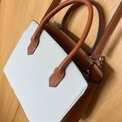 ショルダーバッグの画像