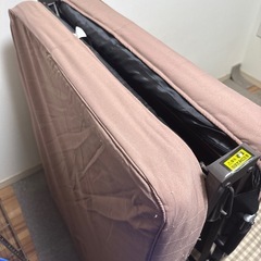 折りたたみベッドの画像