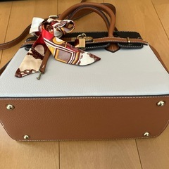 ショルダーバッグの画像