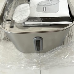 猫　自動給水器の画像