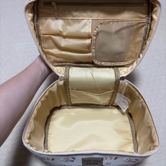 キティーチャン化粧ケースの画像