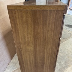 木製チェストの画像