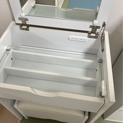 ドレッサーの画像