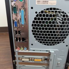 希少！ クリーニング済み　Windows XP Pro デスクトップパソコンの画像