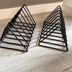 ブックスタンド二個の画像