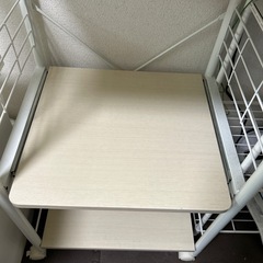 ラック（写真の電子レンジは付きません）の画像